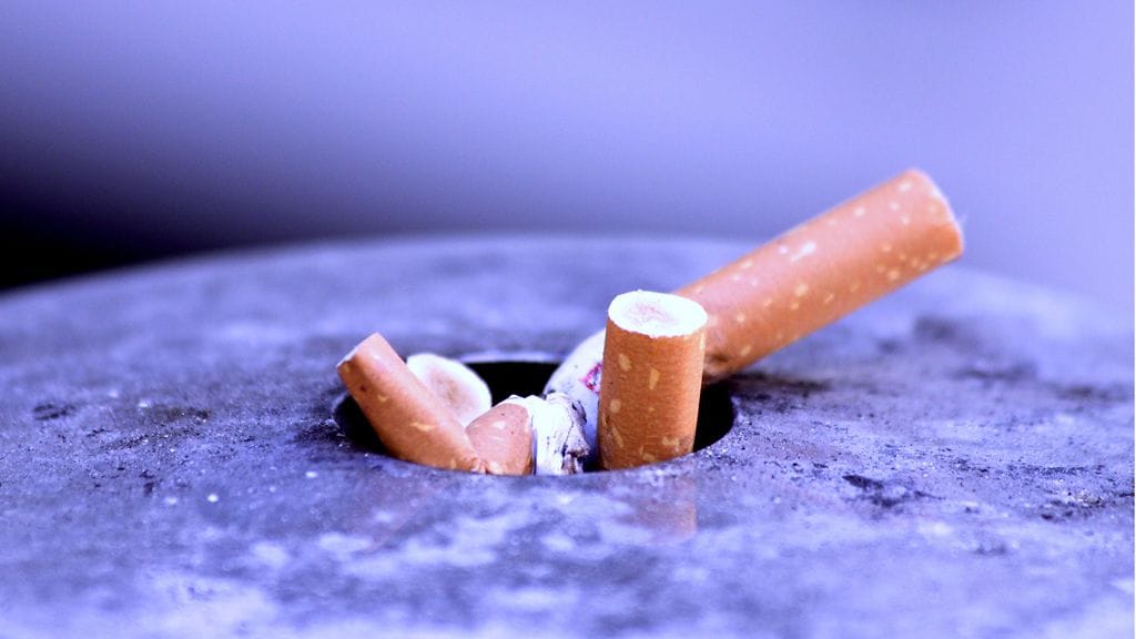 Venäjällä valmisteilla oleva laki kieltäisi tupakoinnin julkisilla paikoilla.