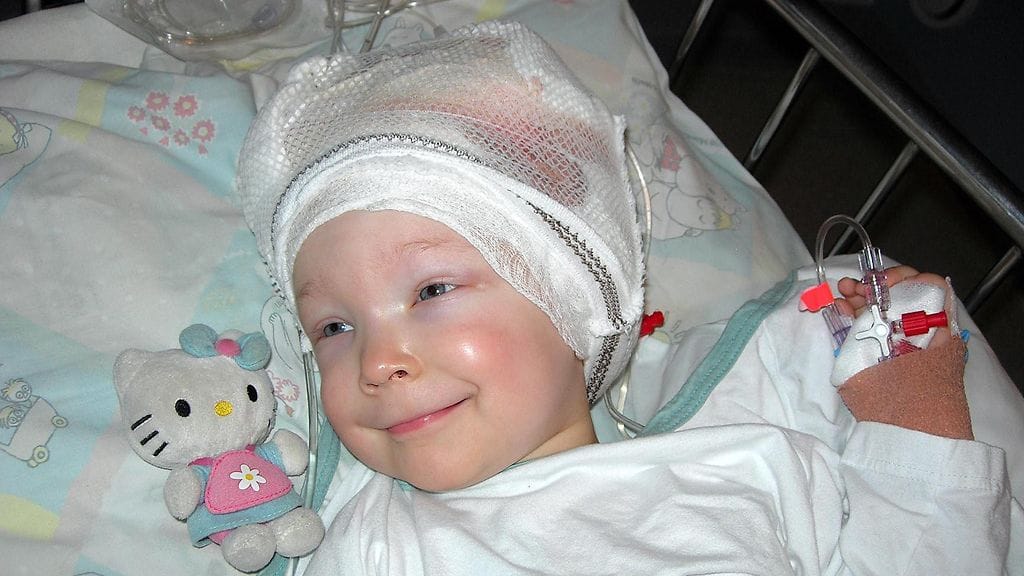 Verna teho-osastolla lelujensa kanssa