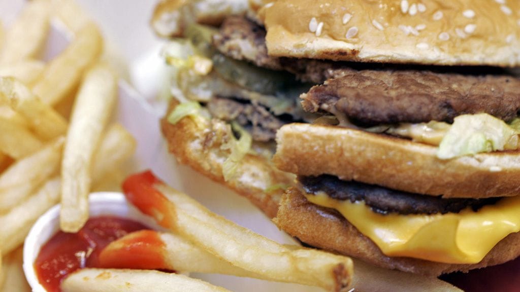 Huumekaupasta syytetyt työskentelivät hampurilaisravintolassa Yhdysvalloissa. Kuvituskuva.