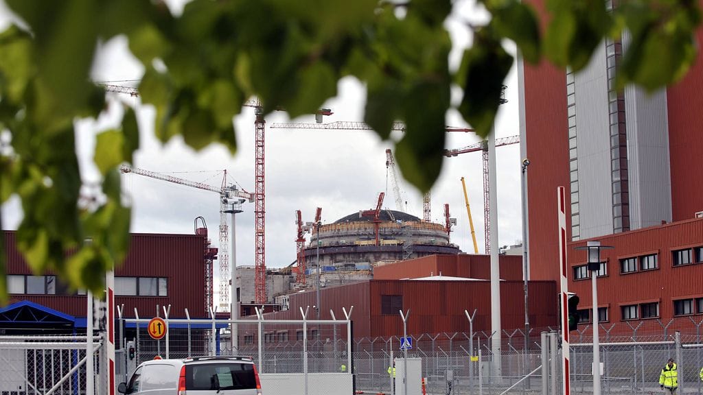 TVO pyrkii varmistamaan, että talousvaikeuksissa oleva Areva pystyy viemään Olkiluodon voimalahankkeen loppuun asti.