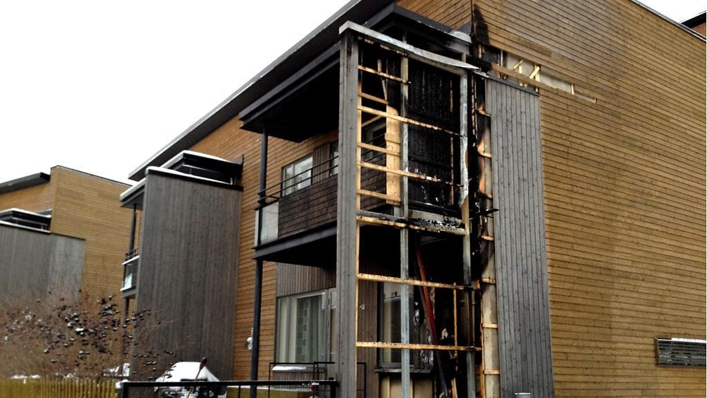 Palon epäillään saaneen alkunsa ulkotulesta.