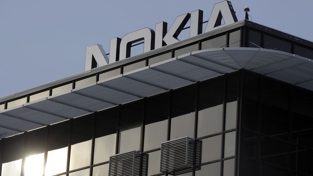 Nokian matkapuhelintehdas Salossa.