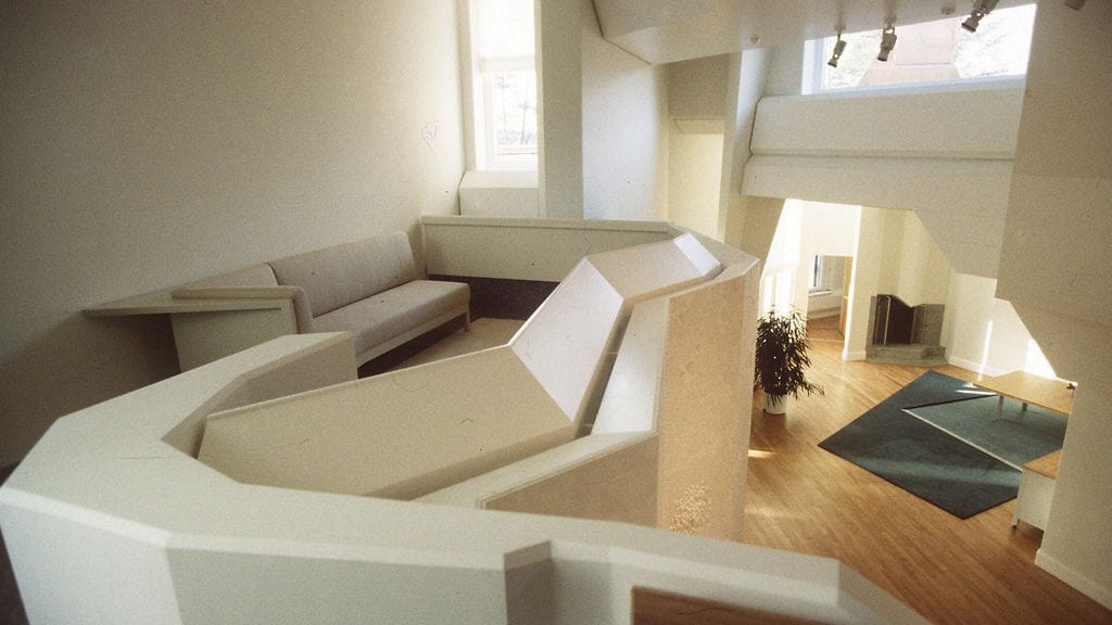 Presidentin virka-asunto Mäntyniemi.