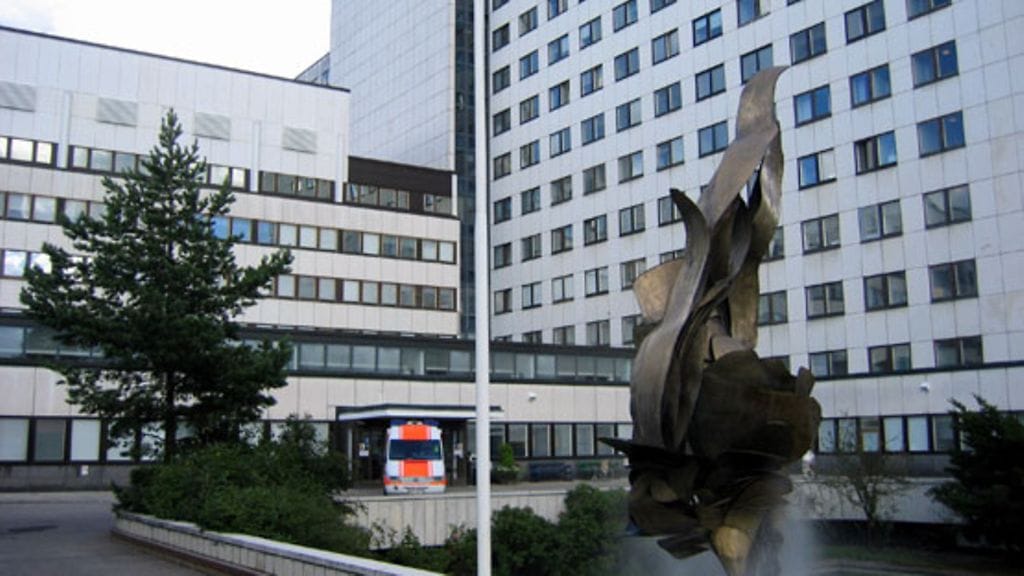 Jälkitoimenpiteiden arvioidaan jatkuvan useita kuukausia, sillä muun muassa osa äitiyspoliklinikan lattioista joudutaan avaamaan vesivahingon vuoksi.