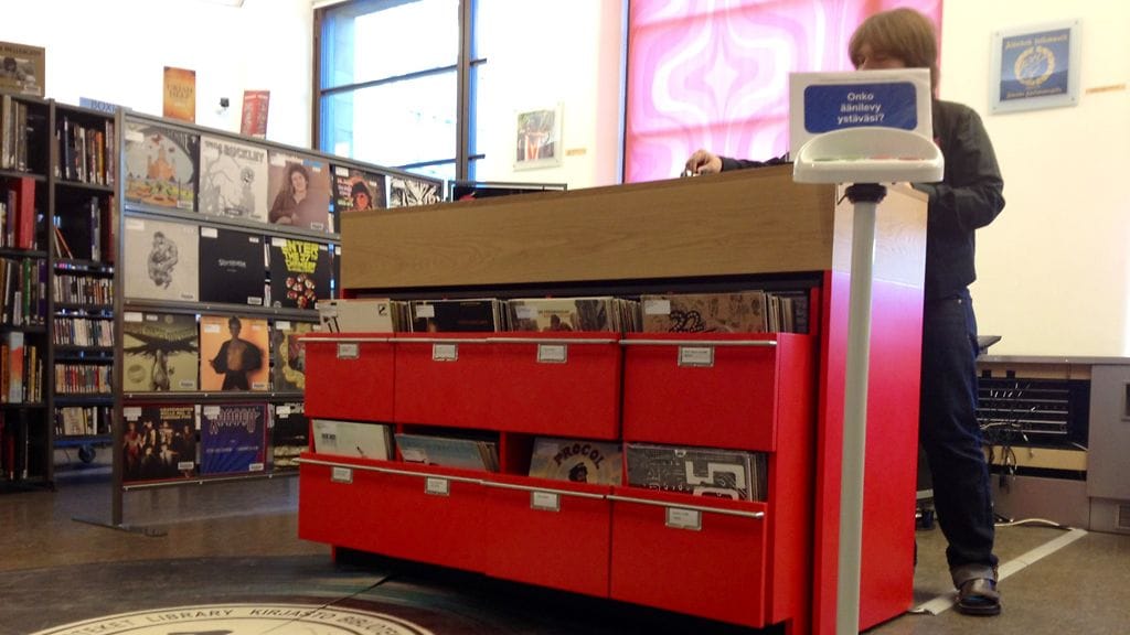 Vinyylibaari Helsingin Kirjasto 10:ssä.