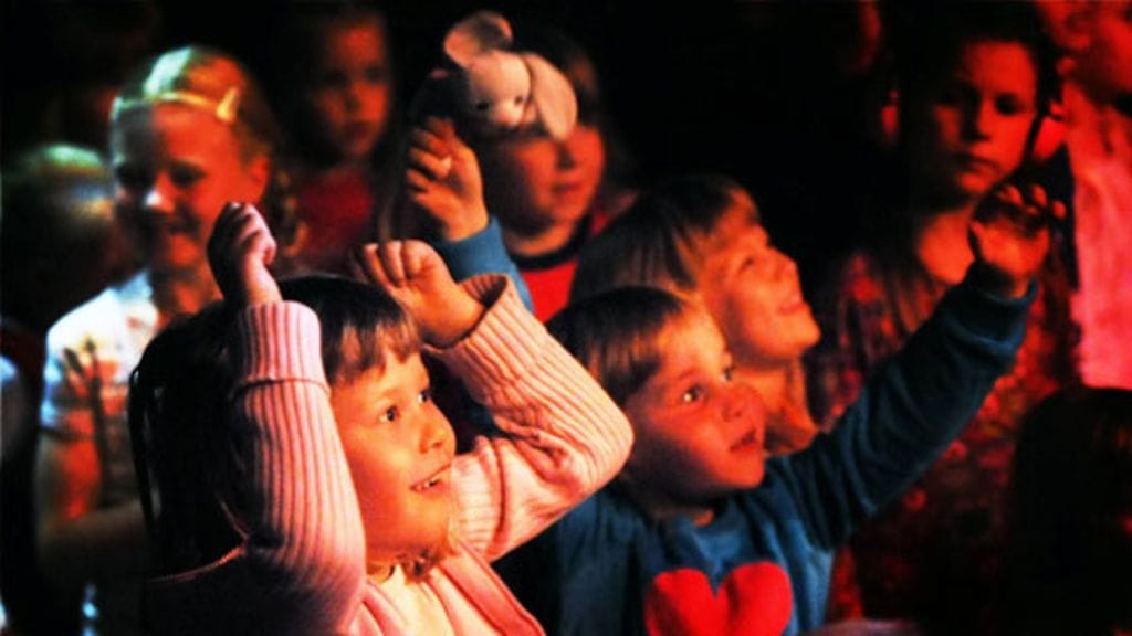 Yleisöä Ipanapa All Stars konsertissa Tavastia-klubilla 4. lokakuuta 2009. (Kuva: Vesa Moilanen / Lehtikuva.)