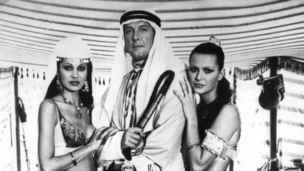 Roger Moore elokuvassa The Spy Who Loved Me. Kuva: Lehtikuva