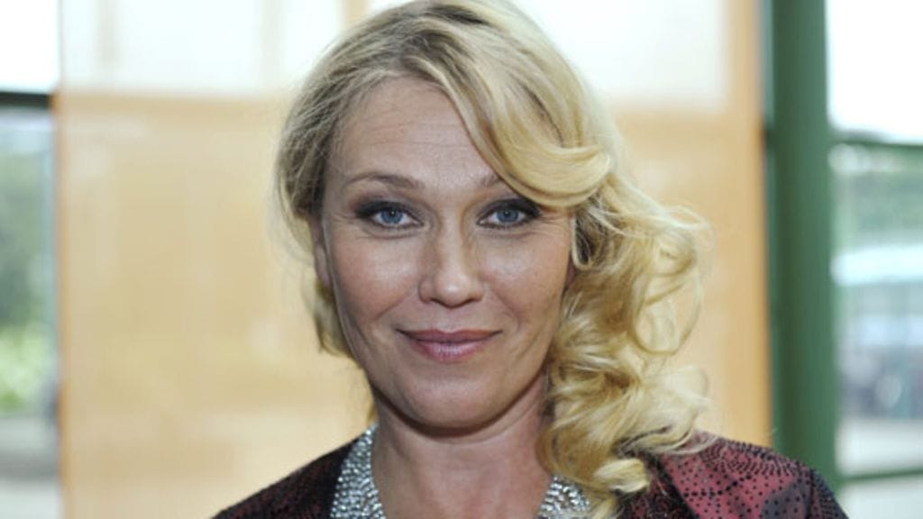 Outi Mäenpää menetti äitinsä viime vuonna.