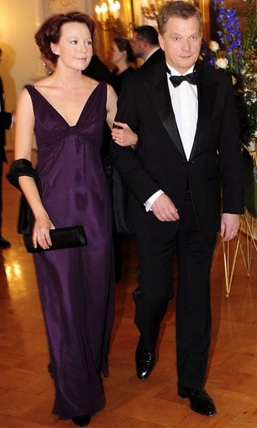 Sauli Niinistö osallistui puolisonsa Jenni Haukion kanssa Venäjän presidentti Dmitri Medvedevin kunniaksi järjestetyille illallisille 20. huhtikuuta 2009.