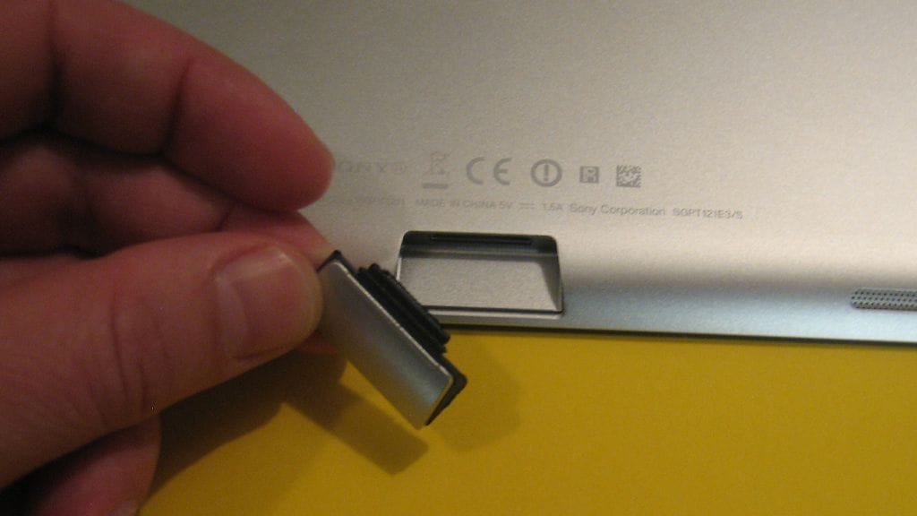 Xperia Tablet S -tabletkone.
