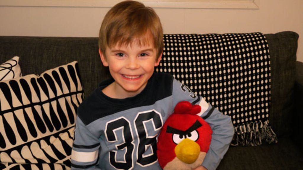 6-vuotias Luka Auvinen voitti Angry Birds -pelin SM-kilpailujen karsinnat Jyväskylässä.