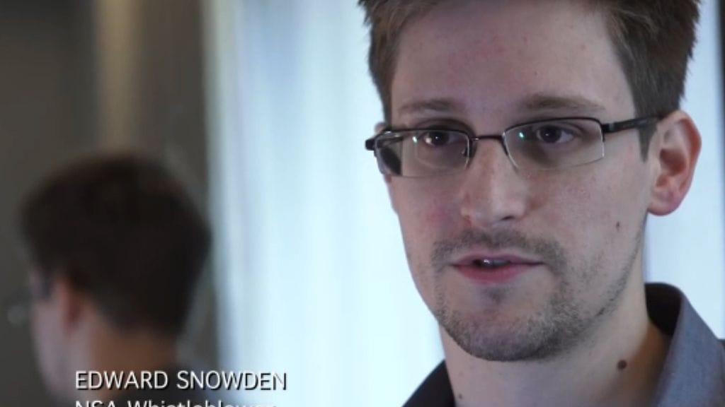 Edward Snowden, kuvakaappaus Guardianin sivuilta.