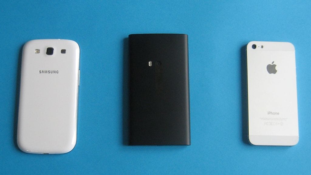 Nokia Lumia 920, Samsung Galaxy S3 ja iPhone 5