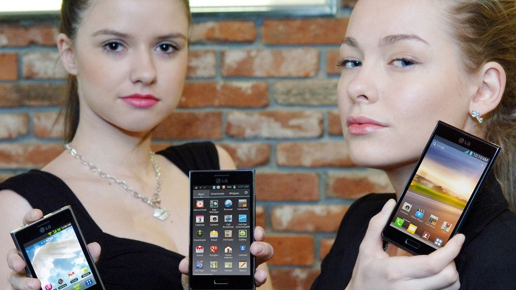 LG:n L-Style Timeless puhelinmallisto MWC messuilla 2012