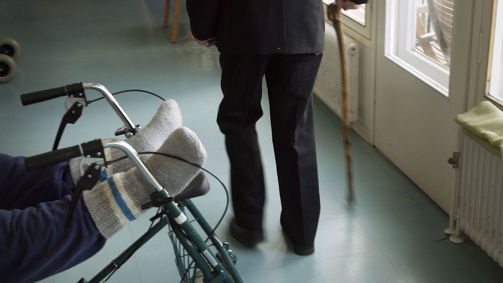 Haastateltava otettiin töihin ilman, että häneltä tarkistettiin tutkinto- tai työtodistuksia.