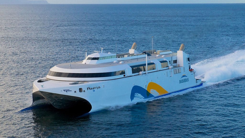 Wärtsilän moottorit liikuttavat maailman nopeinta autolauttaa Franciscoa.