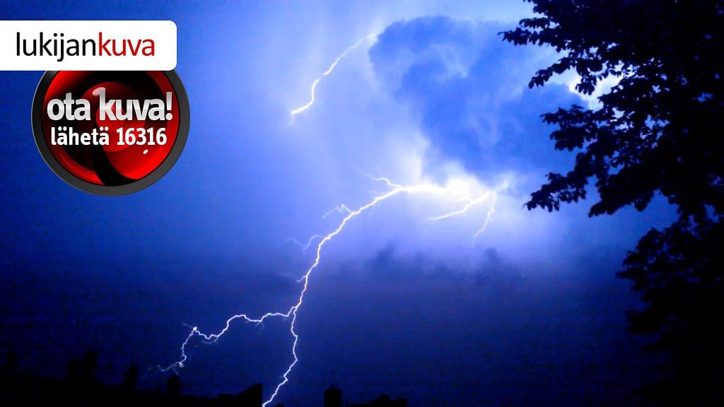 Turussa ukkosti rajusti jo toisena yönä peräkkäin. Kuva: Marco Hakala