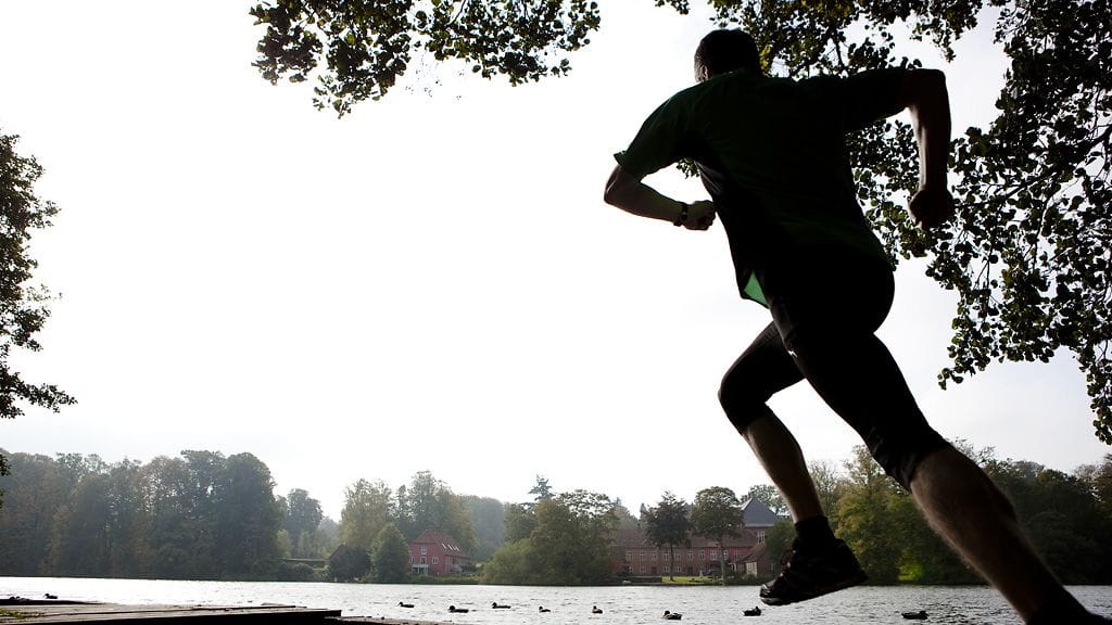 Miesten keskimääräinen kestävyyskunto on työuran lopulla noin neljänneksen heikompi kuin työuran alkaessa.
