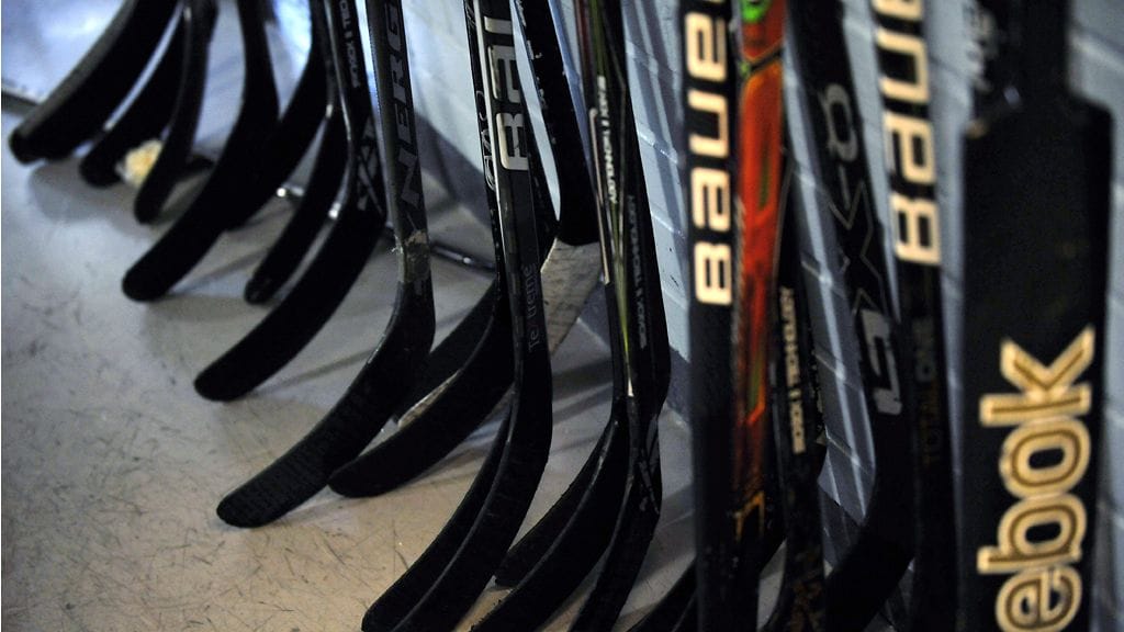 Tapahtumien yhteydessä uhrin alaleuka murtui kahdesta paikasta, mikä vaati leikkauksen.