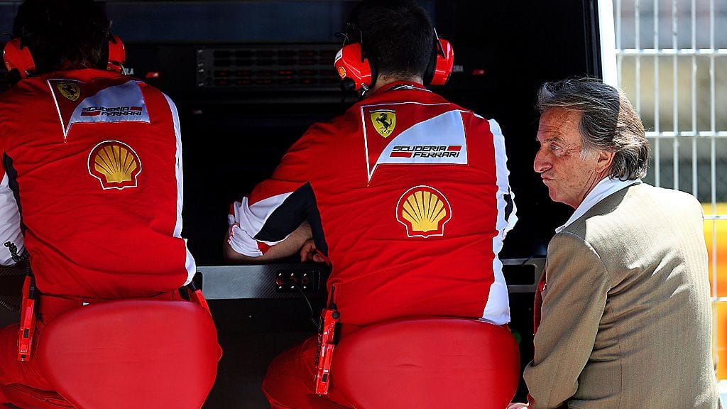 Luca di Montezemolo (oik.) mietteliäänä