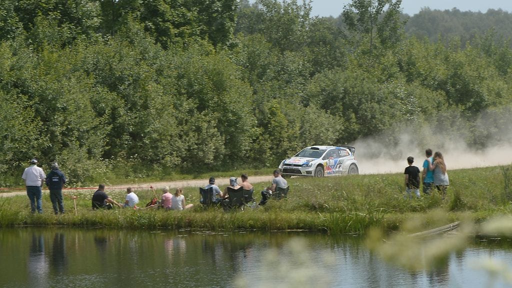 Jari-Matti Latvala on kilpailussa seitsemäntenä.