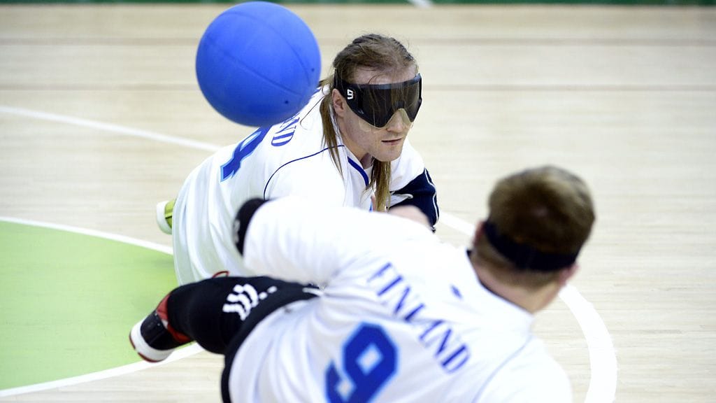 Erkki Miinala ja Petri Posio (edessä) maalipallon MM-kisoissa.