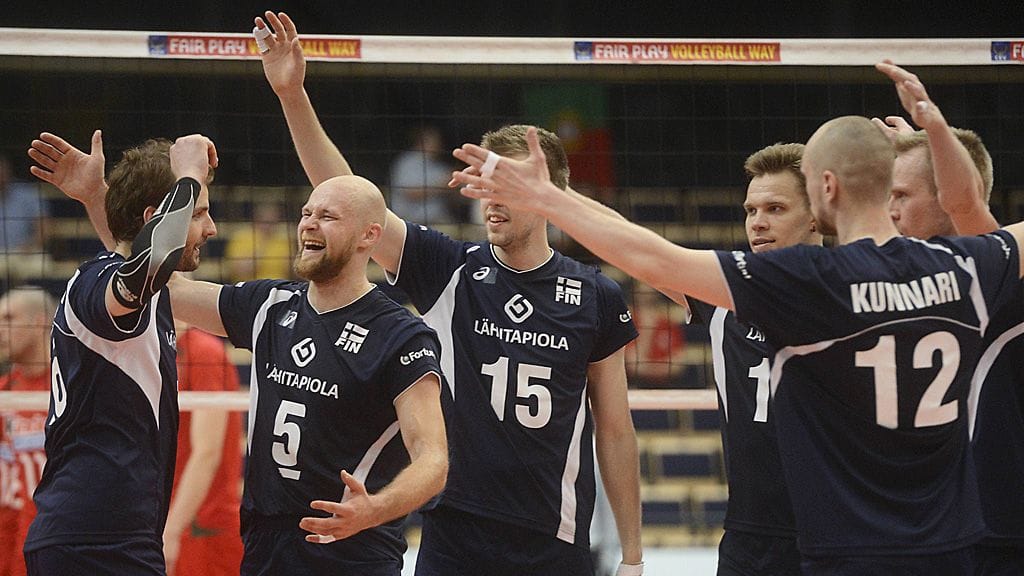 Lentopallomaajoukkue Vantaan EM-karsintaturnauksessa viime sunnuntaina.