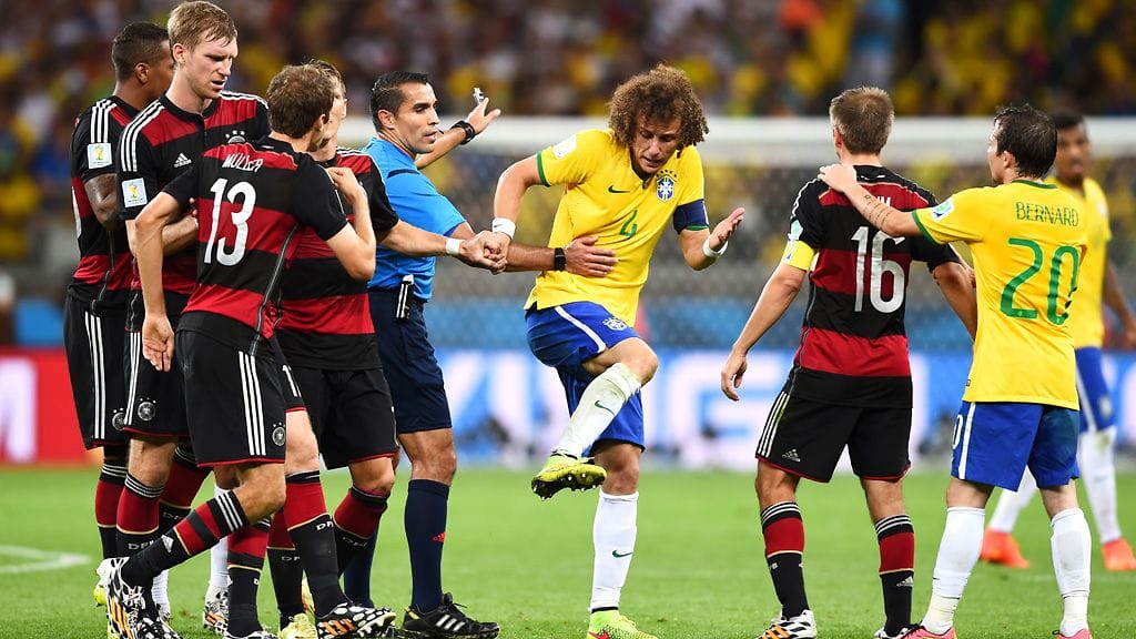 Brasilian David Luizin steppailut eivät auttaneet joukkuetta MM-finaaliin.