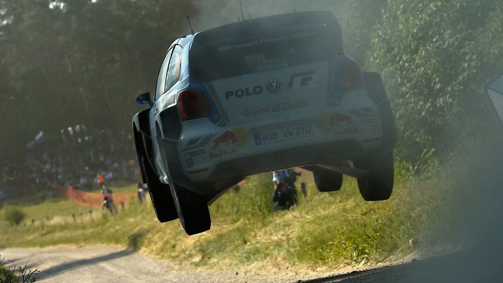 Jari-Matti Latvala nousi kilpailussa kolmanneksi.