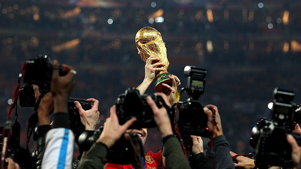 Jalkapallon MM-kisojen voittopokaali.