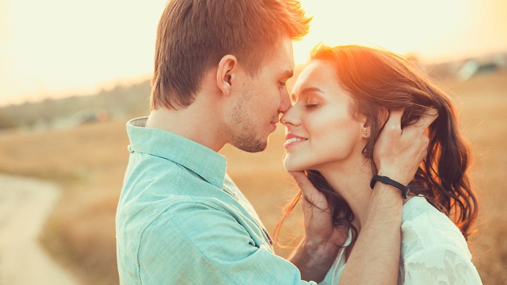 Älkää kadottako toisianne lasten myötä, muistakaa koskettaa, ottaa yhteistä aikaa ja antaa kummallekin myös hengähdystaukoja.