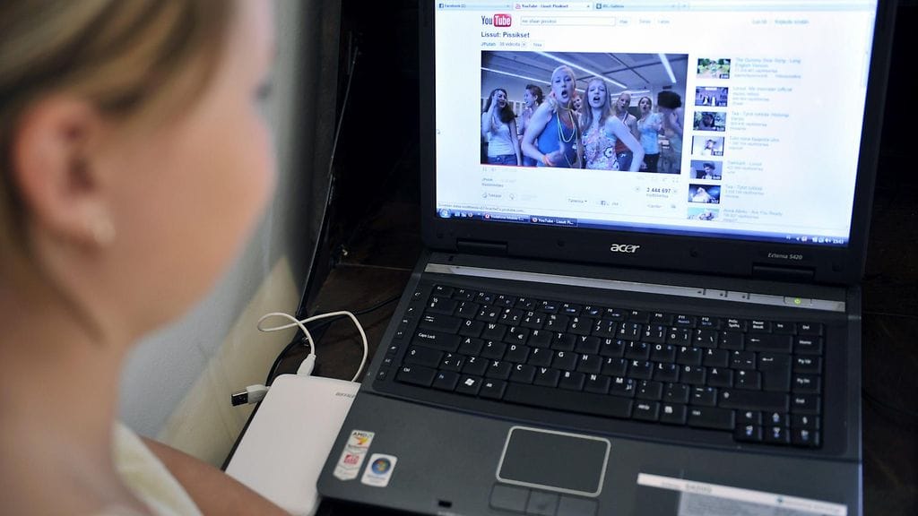Youtube on yksi suosituista suoratoistopalveluista.