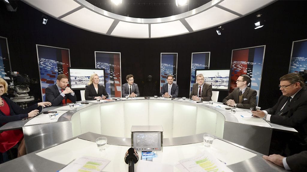 Puoluejohtajat ottivat yhteen MTV3:n kuntavaalitentissä.