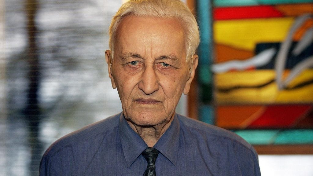 Maaherra Ahti Pekkala kuvattuna kotonaan Haapavedellä 3. joulukuuta 2008.