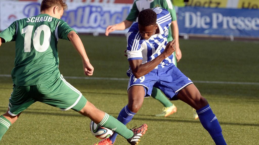 Macoumba Kandji haastaa Rapid Wienin puolustuksen torstaina Eurooppa-liigan viimeisen karsintakierroksen toisessa osaottelussa.