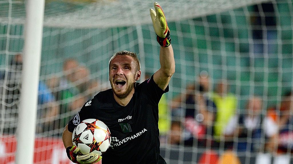 Ludogoretsin puolustaja Cosmin Moti torjui kaksi rangaistuspotkua