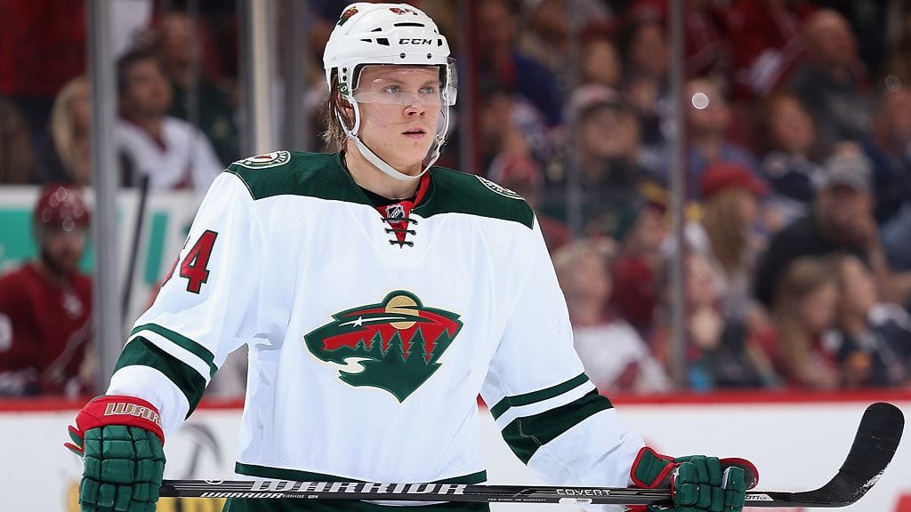 Granlund pelaa ammatikseen Minnesota Wildin riveissä Yhdysvalloissa.