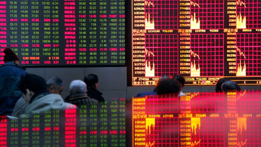 Kurssisyöksyn taustalla on Japanin jenin vahvistunut valuuttakurssi, mikä haittaa maan vientiä.