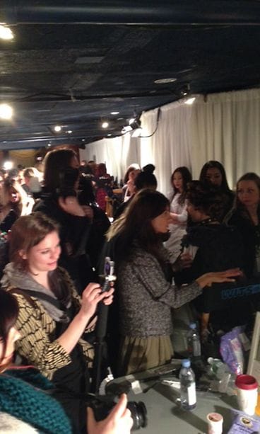 takahuoneessa-tunkua