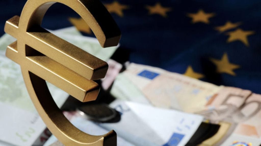 Suomalaisten ylivoimaisesti suosituin viitekorko on kahdentoista kuukauden euribor, mutta inflaatio on nostanut korkoa voimakkaasti kuluvan vuoden aikana.