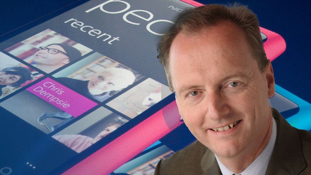 Nokian Niklas Savander ei kierrellyt sanoissaan kommentoidessaan kännykkävalmistajien kisaa suurista näytöistä.