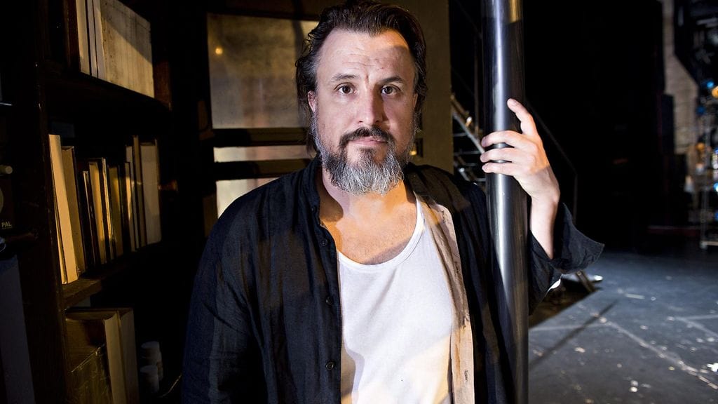 Kristo Salminen Kansallisteatterin lehdistötilaisuudessa 10.9.2014.