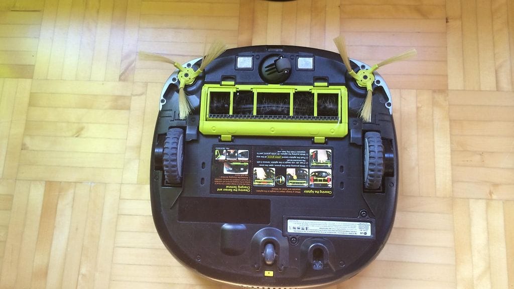 LG Hom-bot robotti-imuri