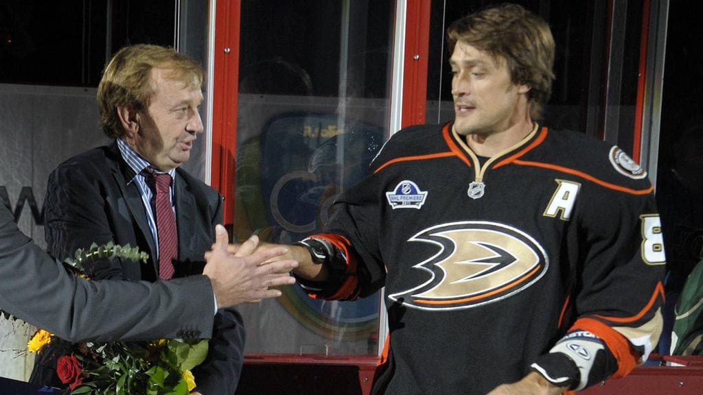 Hjallis Harkimon ja Teemu Selänteen välit ovat viilentyneet viime vuosina.