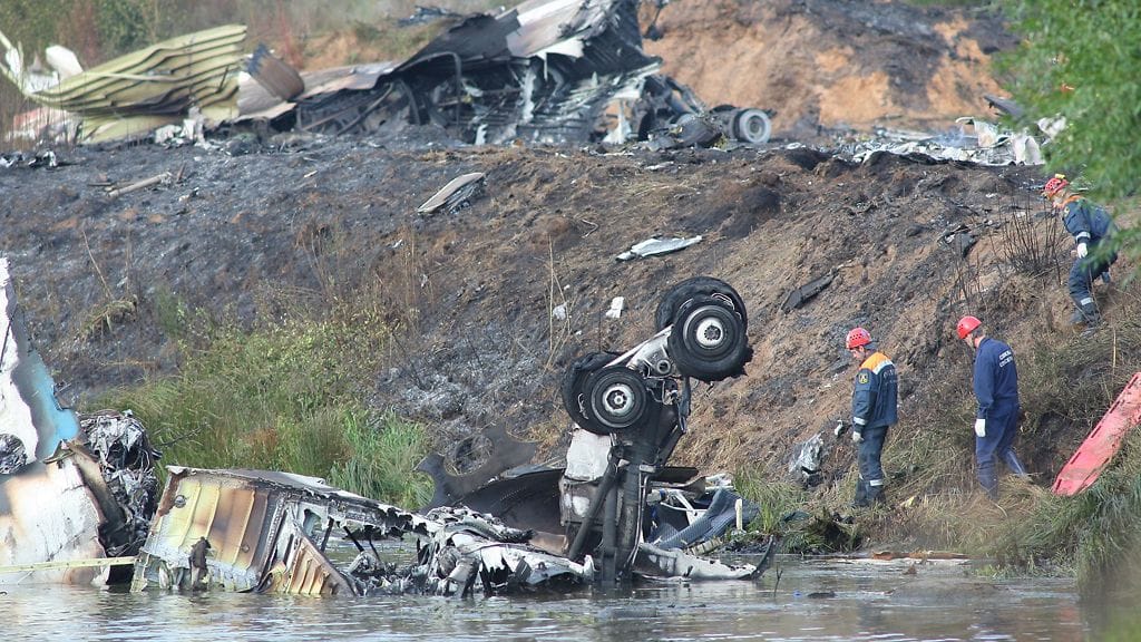 Jakovlev 42 kone putosi kesken nousun Jaroslavlissa Venäjällä 7.9.2011