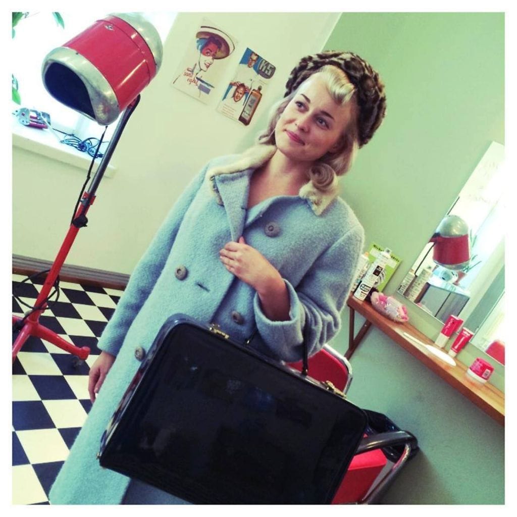 10562950_780849308647551_1956925353223970743_n