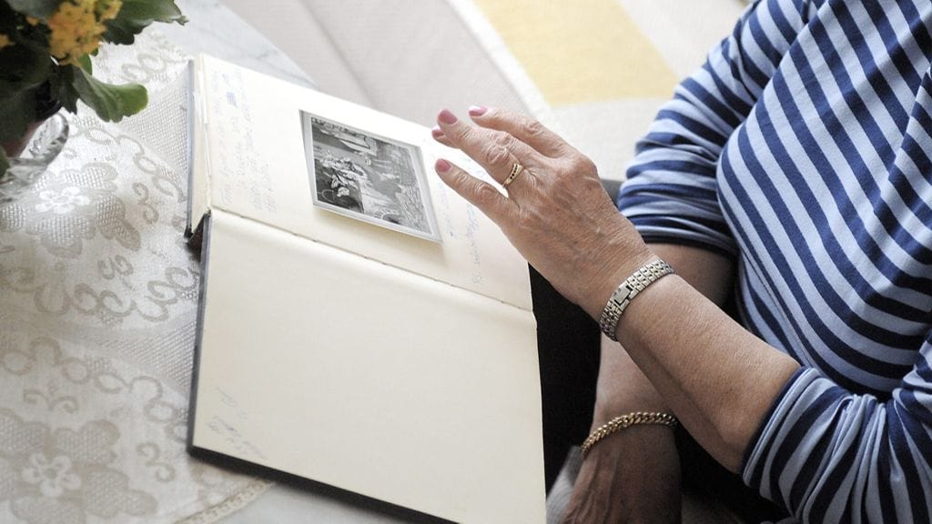 THL:n tuoreen tutkimuksen mukaan yksin asuvilla menee keskimäärin parisuhteessa asuvia huonommin.