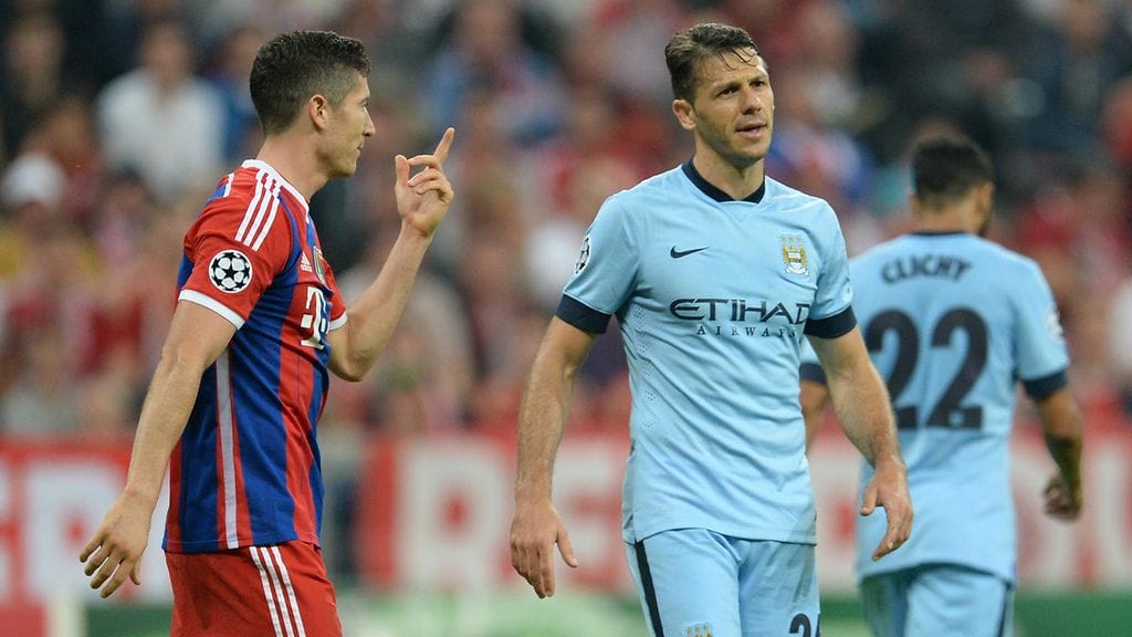 Martin Demichelsin (oik.) City koki avauskierroksella tappion Bayernille.