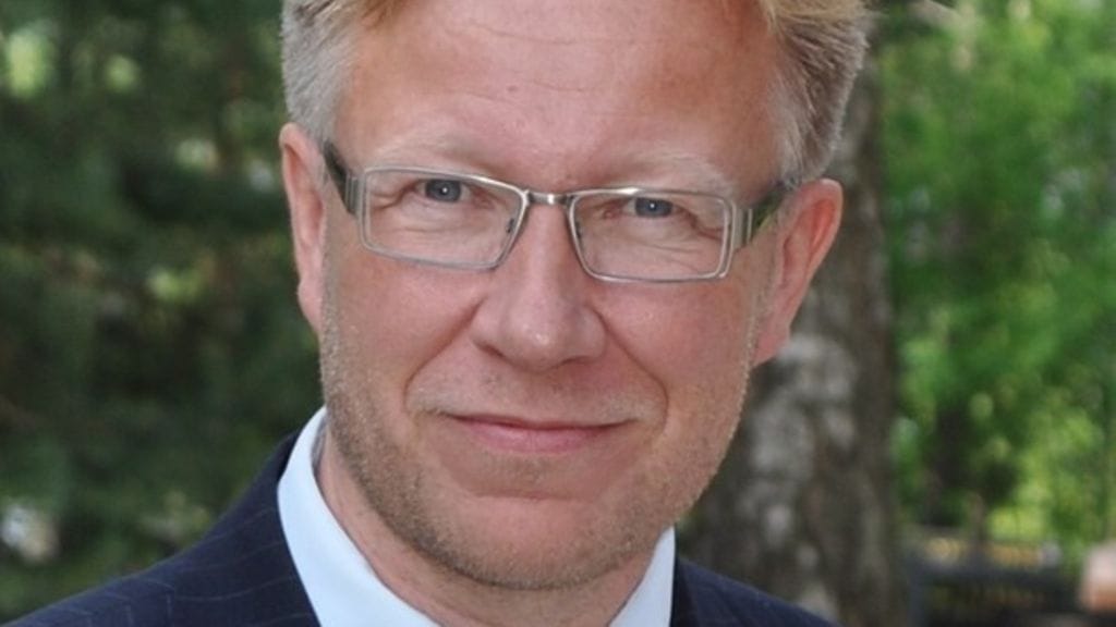 Urologian erikoislääkäri Mika Raitanen.