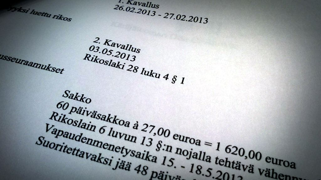 Vantaan käräjäoikeus tuomitsi 23-vuotiaan kavalluksesta sakkoihin